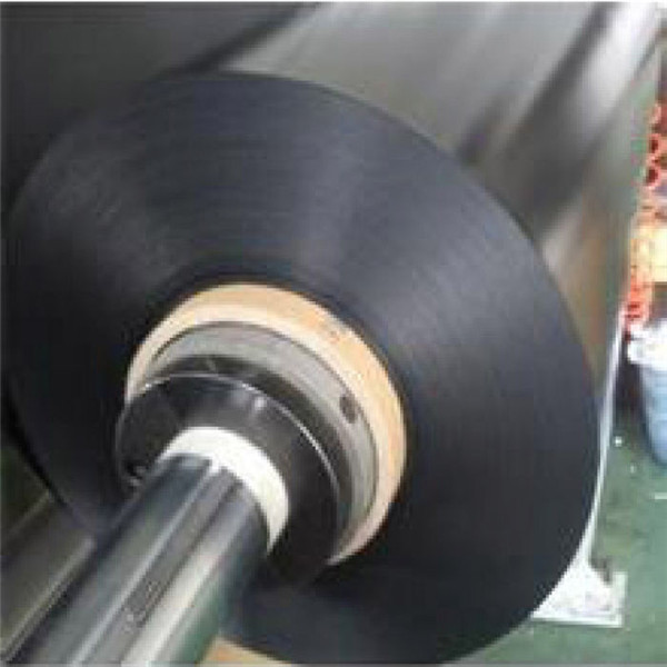 Ligne de machine d'extrusion de feuilles de PVC rigides Ligne de production de cartons de PVC 550 kg/h 2