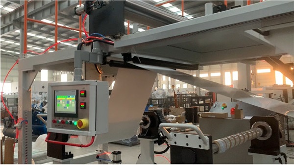 Machine de fabrication de feuilles de PLA Ligne d'extrusion de feuilles à trois couches de thermoformage de PLA personnalisée 0