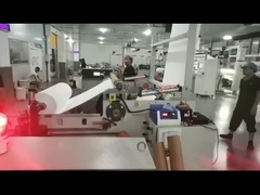 Appareil auxiliaire pour la ligne d'extrusion de film solaire: enrouleur automatique