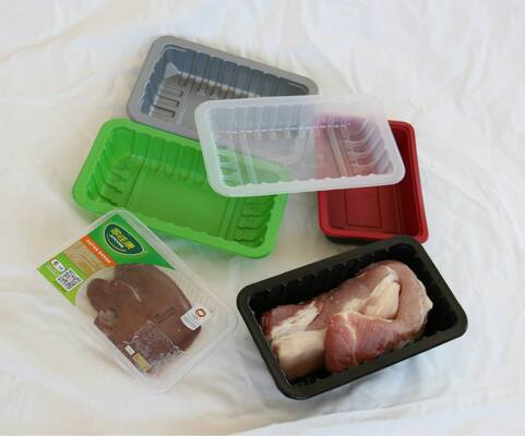 acheter Ligne d'extrusion de feuille de blister en PP avec 80% de matériaux recyclés 4 couches de co-extrusion et 800-1500 mm de largeur pour le thermoformage online manufacture