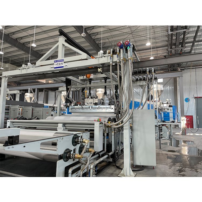 acheter Ligne d'extrusion de film solaire EVA de 2 400 mm/2 600 mm de large avec une sortie de 300 à 700 kg/h et une vitesse de ligne maximale de 16 m/s pour l'encapsulation de panneaux solaires online manufacture