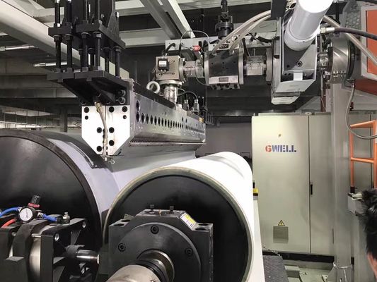 Ligne d'extrusion de film solaire EVA de 2600 mm de large avec une sortie de 300 à 700 kg/h et un taux de rétrécissement ≤ 2% pour l'encapsulation de panneaux solaires