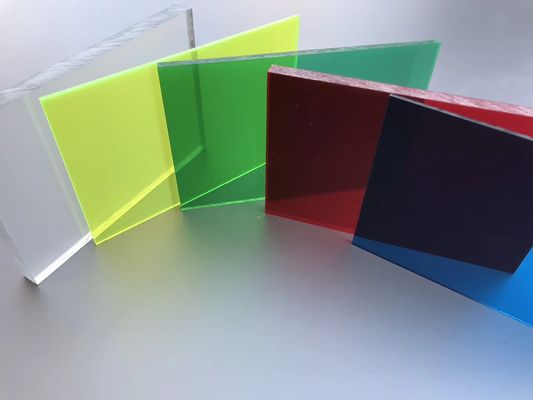 Ligne d'extrusion PC/PMMA en carton massif 2 - 8 mm Épaisseur 1-3 couches capacité personnalisée